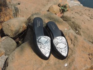 Verde Feet Charmer Animal Print Pointed Toe Slide Women Sandals